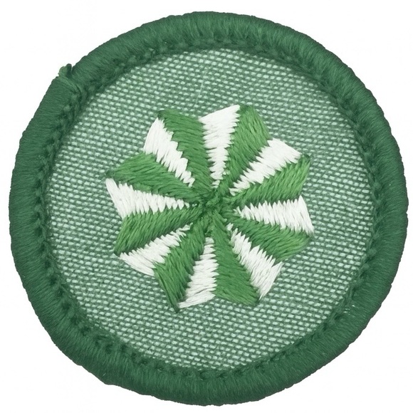 Vintage 1964 Girl Scouts Badge - Round 1.5” - Picture 1 of 1